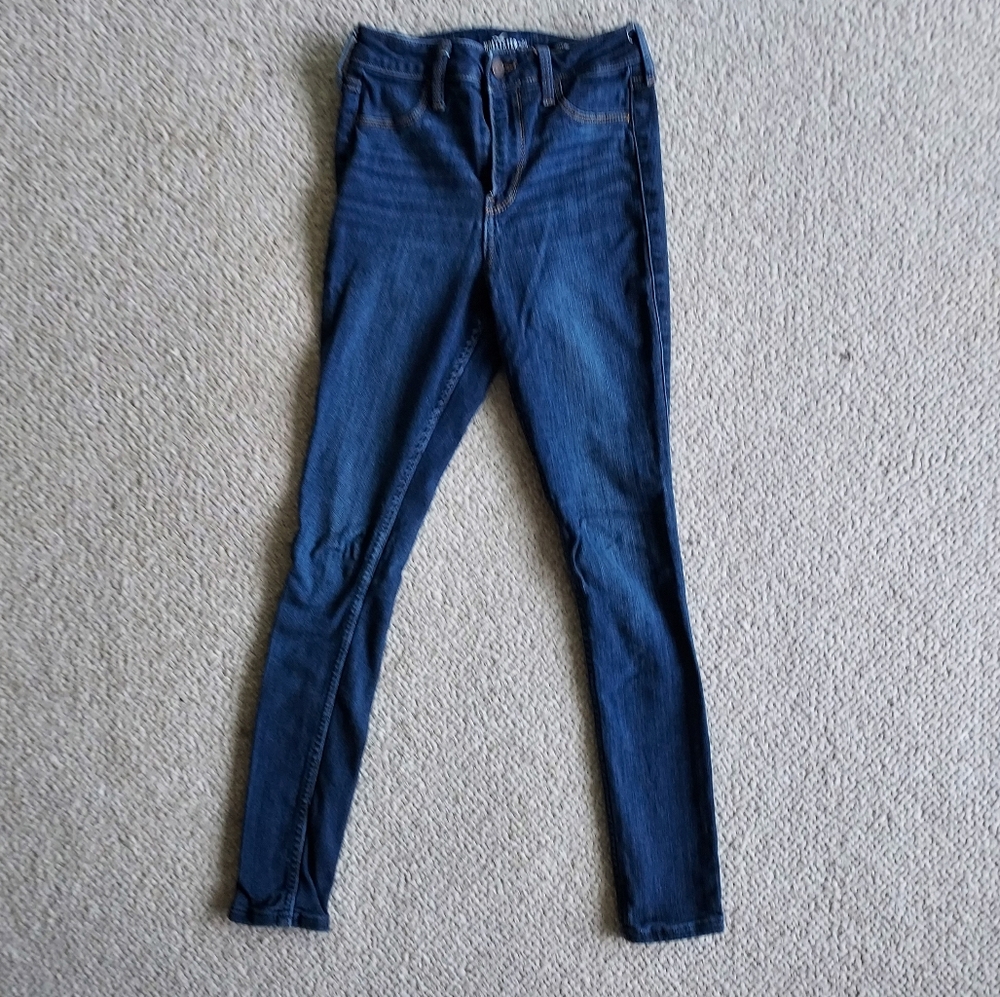 Hollister Curvy High-Rise Jeggings